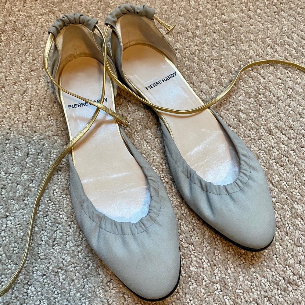 Pierre Hardy Gray Flats Sz 37.5
